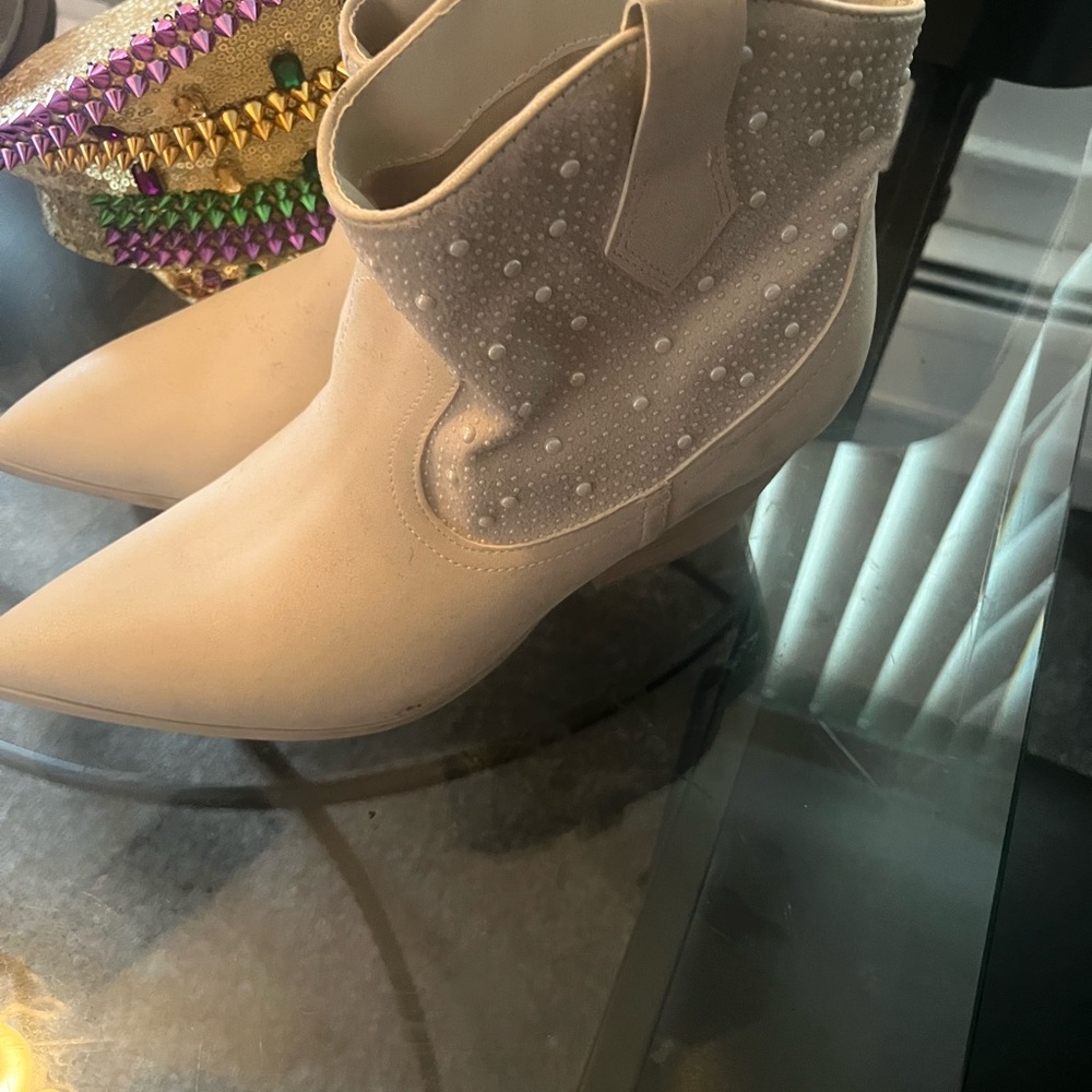Women's Cream Ankle Boots